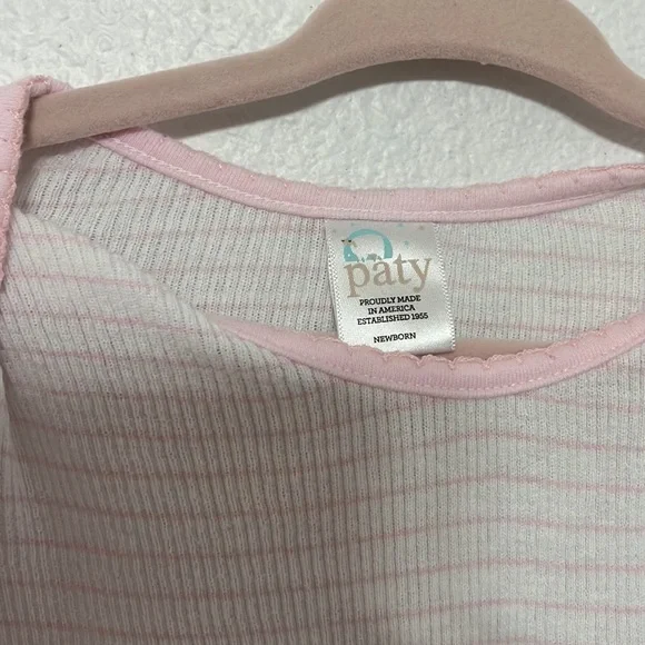 Pink Newborn onesie - Picture 4 of 4